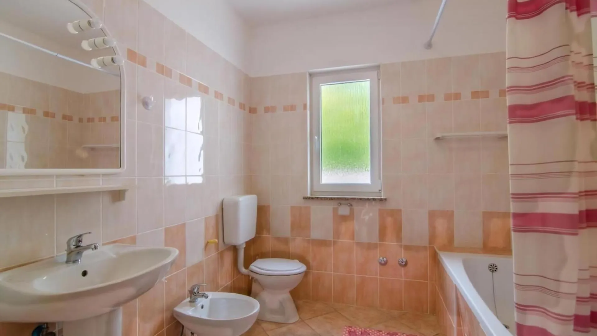 Holiday home Haus Mia Privatsphaere Und Eingezaeuntes Grundstueck Villa Labin